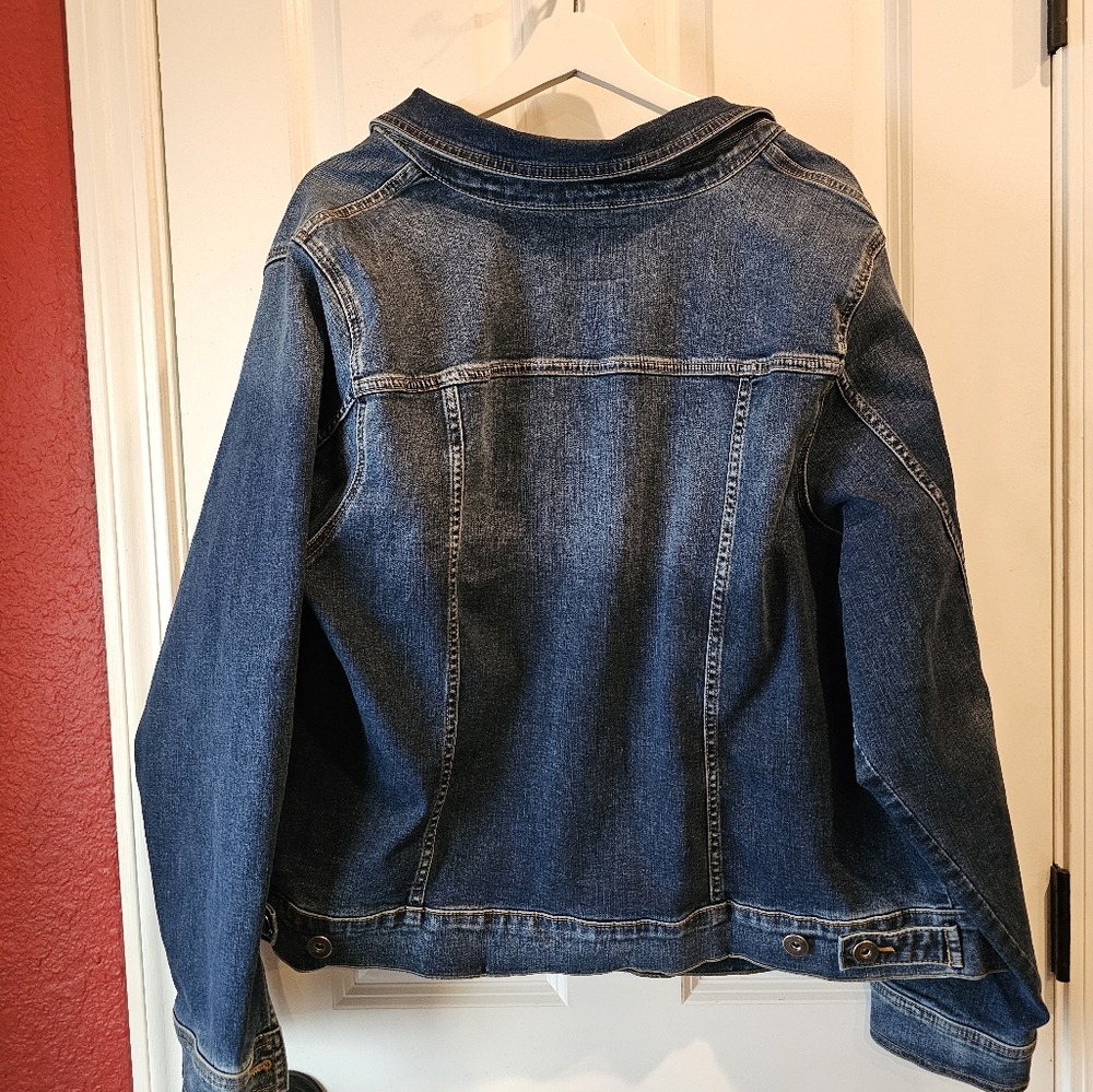 Jean Jacket - Picture 7 of 9